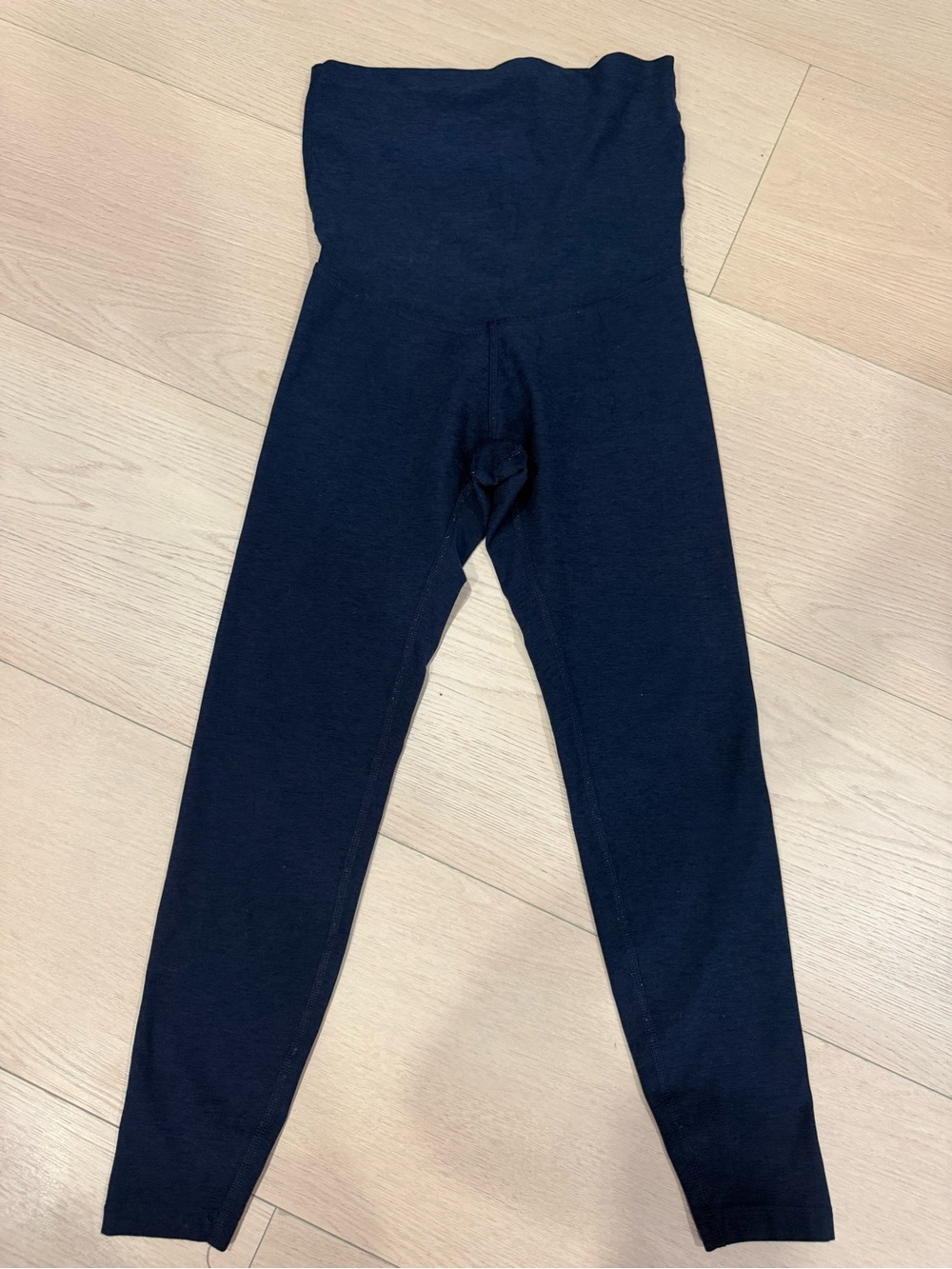 Beyond the Bump Maternity Navy High-Waist Leggings | Small